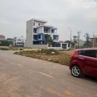 Bán đất Trung Tâm Thị Trấn Đồi Ngô, Lục Nam. 80m2- Mt 5m. Đường 15m. Giá 3,4 tỷ