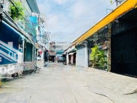 Đường Nội Bộ Xe Hơi Thông Lê Thúc Hoạch - Hoàng Ngọc Phách (4X20M). Giá: 6.3 Tỷ Tl