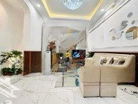 Bán Nhà Mặt Phố Trần Đại Nghĩa 93M2 * 6.4M Mặt Tiền * 7 Tầng Thang Máy - View Đẹp - Chỉ Với 34 Tỷ