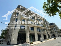 Một Căn Duy Nhất Đối Diện Công Viên Cây Xanh Dự Án Royal River City. Xây 5 Tầng Mới. Giá Tốt Đây