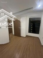 Cho Thuê Căn Hộ 2 Phòng Ngủ 70M2 Handi Resco - 31 Lê Văn Lương, Giá Bán 13 Triệu Vnd. Phù Hợp Cho Văn Phòng