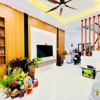 Nhà đẹp gần hồ phố Quan Nhân 50m, mặt tiền 5m giá nhỉnh 12 tỷ