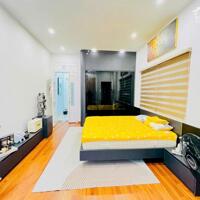 Nhà đẹp gần hồ phố Quan Nhân 50m, mặt tiền 5m giá nhỉnh 12 tỷ