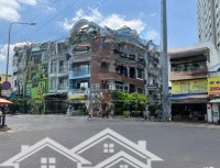 Siêu Phẩm Góc 5 Tầng Lạc Long Quân (5.7X14)M [Đường 30M - Vị Trí Tuyệt Đẹp]