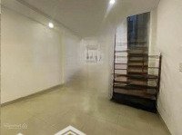 Nhà Q3: 3 Tầng, 36M2, 2 Phòng Ngủ Hẻm 3M, Nguyễn Đình Chiểu, 5.5 Tỷ (Siêu Rẻ)
