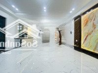 9,4 Tỷ - Kim Mã Thượng - Ba Đình - Khu Hiếm, Nhà Đẹp - Thang Máy Ngõ Nông Gần Ô Tô