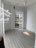 Bán Nhàhẽm Xe Hơilê Hồng Phong, P2, Q5 (3,2X8M) Trệt 4 Lầu St.