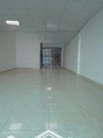 Chính Chủ Cho Thuê Văn Phòng Tầng 3 Tại Khu Chung Cư Goldmark City 150M2 Giá Bán 22 Triệu Thông Sàn