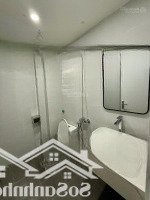 Bán Nhà Trung Tâm Đống Đa, Thang Máy, Mới Đẹp, Gần Ô Tô, Ngõ Thông Thoáng