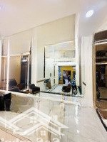 13 Chdv - 7 Tầng Thang Máy. Chỉ: 63 Triệu/Th, Mặt Tiền Giáp Sư Vạn Hạnh, Quận 10 (4.3 X 20M)