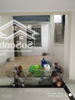 Cho Thuê Căn Hộ Tập Thể Tầng 1Diện Tích50M2 P.n Tiện Ở Kinh Doanh Online 10M Ra Phố Thái Thịnh Láng Hạ