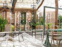 Cho Thuê Nhà Mặt Phố Vũ Trọng Phụngdiện Tích100M2 X2 Tầng. Mặt Tiền 10M. Vị Trí Trung Tâm Đẹp Nhất Phố