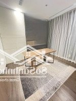 Bán Nhanh Căn Góc Đông Nam 2Pn 2 Vệ Sinhcực Hiếm - 73M2 - Tầng Trung View Bể Bơi Full Đồ Luxury Giá 6,Xtỷ