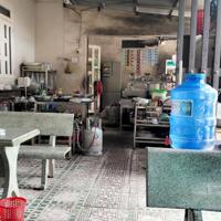 Bán Nhà Mặt Tiền Kinh Doanh Tân Hiệp 11, 140m2, 3 Tầng BTCT. Ngang khủng 15m, Đường 12m có lề, Đang kinh doanh Quán cơm và tập Hóa