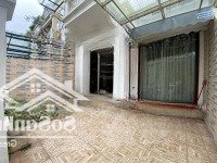 Bán Biệt Thự Sân Vườn C2 Ciputra Đã Sửa Đẹp, 126M2 * 3 Tầng, 4 Phòng Ngủ- 4Vs. Liên Hệ: 0398195355 - Tuấn Anh