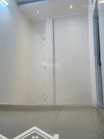 Nhà Nguyên Cănmặt Tiềnbàu Cát 8 P13 Tân Bình. 1 Trệt 2 Lầu 4X10M. 3 Phòng Ngủ 3 Vệ Sinh Nhà Mới Đẹp. Chỉ 13 Triệu/Th