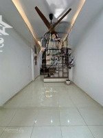 Bán Nhà Phường Khương Đình Quận Thanh Xuân 50M2*4 Tầng-Nhà Đẹp-Dân Xây Ô Tô Gần Phố Giá Chỉ 10.8 Tỷ