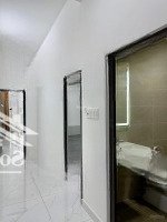 Chính Chủ Oriental Plaza Mới Đẹp, Q. Tân Phú Cho Thuê Căn 2 Phòng Ngủ 10 Triệu & 3 Phòng Ngủ 11 Triệu