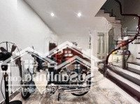Hàng Hiếm!!! Bán Gấp Nhà Nguyễn Chí Thanh 38M2 - 5 Tầng - 4.5M Mặt Tiền - 13.4 Tỷ - Vị Trí Cực Đẹp!