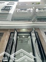 Nhà Phố Lĩnh Nam Hoàng Mai 34M 5Tầng Giá Bán 6,1 Tỷ Ôtô Đỗ Cổng