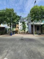 Bán Lô Đất Full Thổ Cư Cách Cổng Kcn Vsip 1 Chỉ 200Mdiện Tích78,7M2 Đường Nhựa Rộng Oto Tránh Nhau Shr