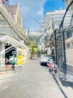 Hạ 2 Tỷ! Nhàhẽm Xe Hơi8M Lê Văn Sỹ, Phú Nhuận, Diện Tích: 4Mx22M, 5 Tầng, Giá Bán 16 Tỷ
