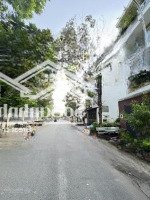 Nhà 4 Tầng, Mặt Tiền Đường 8M, Ngay Lê Văn Thịnh, Khu Phân Lô, 100M2, Ngang 5M, Nhỉnh 10 Tỷ