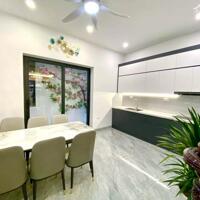 BÁN NHÀ NGUYỄN TRÃI - PHÂN LÔ VIP - Ô TÔ ĐỖ CỬA
