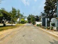 Gần Global City Giá Chỉ ~ 93, 7 Triệu/M2 Bán Biệt Thự Đối Diện Công Viên Kdc Phú Hữu Q9 - 176M2 / 16,5Ty
