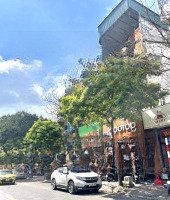 Hoa Hậu Mặt Phố Ngọc Lâm, Vị Trí Đẹp Nhất, Kinh Doanh Sầm Uất,Diện Tích115M2 - 33 Tỷ