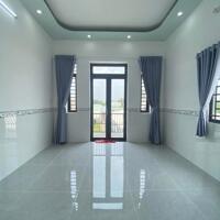 Nhà trệt lầu xây mới hẻm 65 đường Lê Hồng Phong