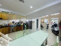 Bán Nhà Xây Cứng - 4 Phòng Ngủ - 60.8M2 Vuông Vức , Lê Văn Sỹ- Phú Nhuận , Sát Mặt Tiền Đường