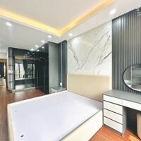 Bán nhà phố Cầu Giấy 50m2 5 tầng tương lai mặt phố ô tô kinh doanh nở hậu