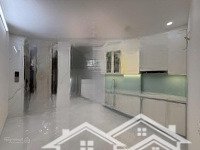 Căn Mới Lên Duy Nhất 1 Căn Trong Khu Vực Nhà Hoàng Mai: 38M2 X 5 Tầng , Mặt Tiền 4M, Giá Đầu Tư