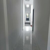 BÁN NHÀ ĐẸP 1 TRỆT 1 LẦU MỚI 100%, GẦN CHỢ VƯỢT LŨ PHƯỜNG 8 VĨNH LONG