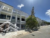 Bán Gấp Nền Đất Bà Rịa City Gate, Giá Rẻ Nhất Khu Vực Chỉ 1.6 Tỷ. Liên Hệ: 0775707172 Phạm Yến