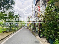 Nhàmặt Tiềnkdc Bình Phú, Nằm Đối Diện Công Viên, Yên Tĩnh, Rất An Ninh, Di Chuyển Dễ Dàng