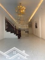 Bán Nhà Nguyễn Văn Cừ - Lô Góc - Nhà Đẹp, Mới - Vị Trí Trung Tâm Long Biên Diện Tích: 46M2 4Tầng - 7,8Tỷ
