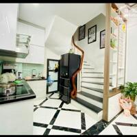 Bán nhà phố Tô Vĩnh Diện, Thanh Xuân. 31m2 x 5 Tầng. PHÂN LÔ. GẦN PHỐ. Hơn 9 tỷ