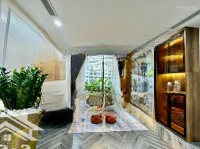 Gia Đình Bán Căn 3 Ngủ 116M2 Tại Diamond Flower Tower, Full Đồ, Ban Công Đông Nam, Sổ Đỏ