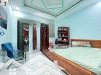 Chính Chủ Bán Nhà Mặt Phố Nguyễn Khuyến,105M2,Mặt Tiền4M2,Giá Siêu Hời,Căn Góc ,Kinh Doanh,Ô Tô Vào Nhà