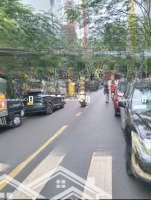 Bán Nhà Mặt Ngõ Sầm Uất Như Mặt Phố Ở Duy Tân - Kinh Doanh Rất Tốt - Vị Trí Đắc Địa - Hè Rộng