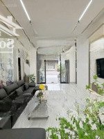 Nhà Phố Xây Mới Ngay Tp. Thủ Dầu Một, 3 Tầng Thanh Toán 1 Tỷ Nhận Nhà