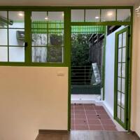 Bán nhanh nhà mặt ngõ phố An Xá - Ba Đình, 63m2 giá đầu tư chỉ 7,3 tỷ