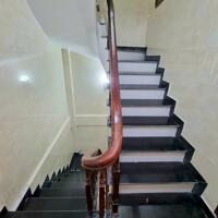 BÁN NHÀ TÂN MAI – HOÀNG MAI, MẶT NGÕ PHÂN LÔ RẤT GẦN PHỐ, NHÀ 5 TẦNG NỘI THẤT ĐẸP.