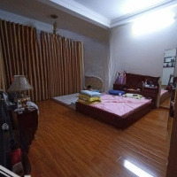 Nhà Ở Ngay Hẻm Xe Hơi Thông Sát Mặt Tiền Đường Ung Văn Khiêm - D5, 5X23M