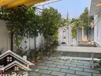 Cho Thuê Nhà Để Làm Kho Hoặc Làm Văn Phòng. Diện Tích: 150M2 Giá Bán 10 Triệu Tl. Sân Rộng, Xe Tải Vào Tận Cửa.