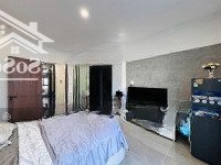 Nhà Đẹp Full Nội Thất Tân Quy Q7Diện Tích: 4X16,5M Trệt + 3 Lầu + 5 Phòng Ngủ+ 6 Vệ Sinh( Thang Máy )Giá : 16,5Tl