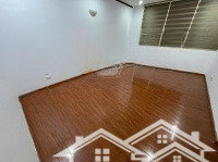 Cho Thuê Căn Hộ Vinaconex 1, Khuất Duy Tiến 200M2, 4 Ngủ Đồ Cơ Bản Giá Chỉ 22 Triệu/ Tháng