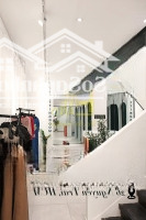 Cho Thuê Mặt Tiền Nguyễn Trãi, Quận 1. Diện Tích: 4 X 20M - Trệt, 3 Lầu. Giá: 95 Triệu/Tháng